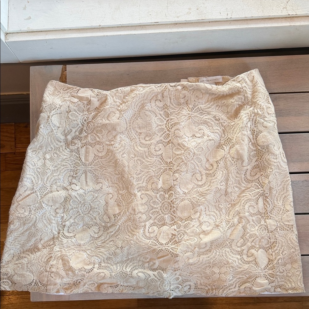New York & Company Cream Lace Mini Skirt